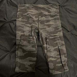 Athleta Camo leggings